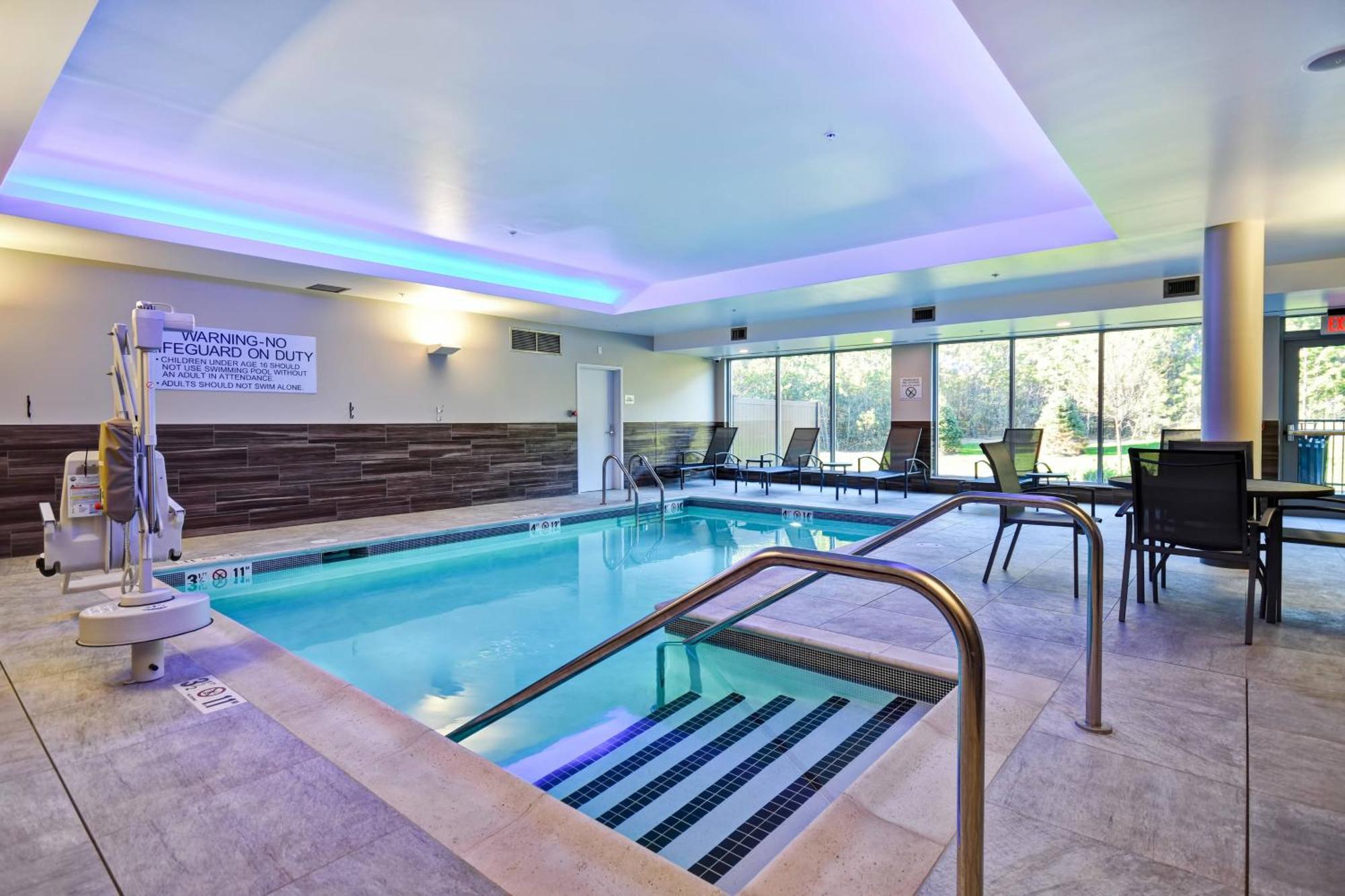 Fairfield Inn & Suites By Marriott Plymouth Zewnętrze zdjęcie
